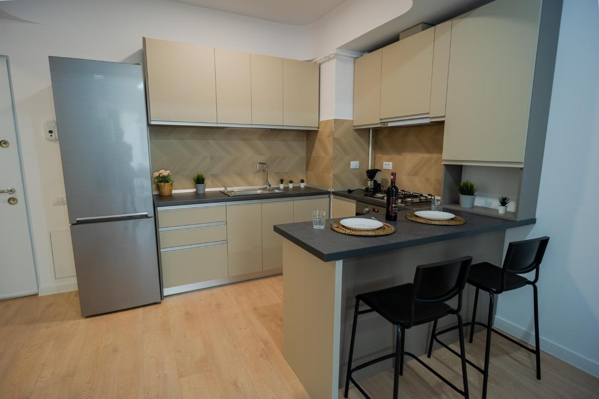 Amazing View Apartments - Iuliu Maniu & Politehnica Park Bukares Bagian luar foto